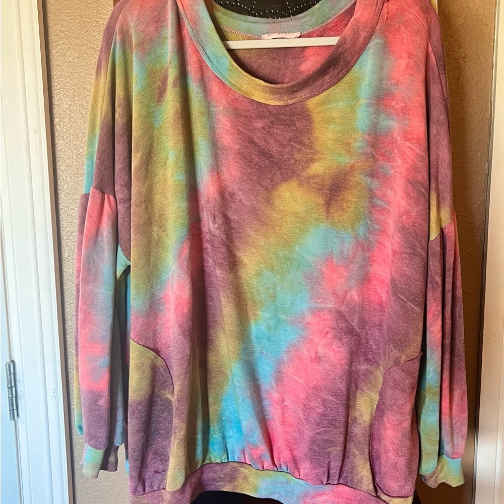 Oversized Long-Sleeve Tee.